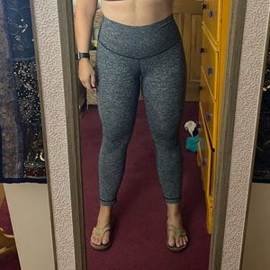 Lululemon grey/black leggings